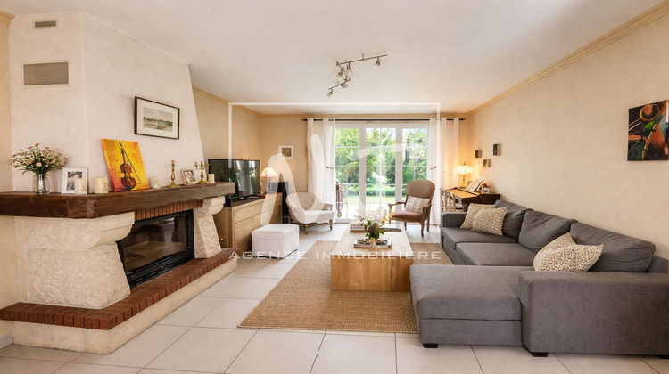 Ma-Cabane - Vente Maison PELLOUAILLES-LES-VIGNES, 102 m²
