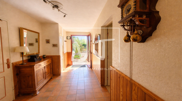 Ma-Cabane - Vente Maison PELLOUAILLES-LES-VIGNES, 102 m²