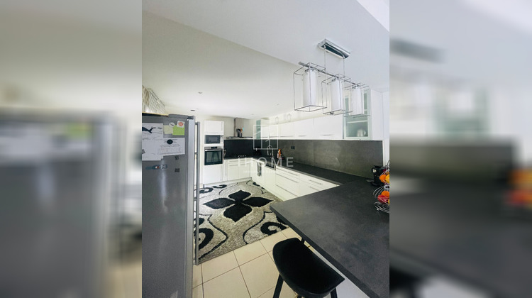 Ma-Cabane - Vente Maison PELLOUAILLES-LES-VIGNES, 142 m²