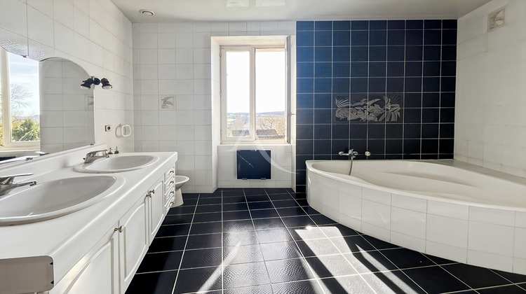 Ma-Cabane - Vente Maison PENNE-D'AGENAIS, 230 m²