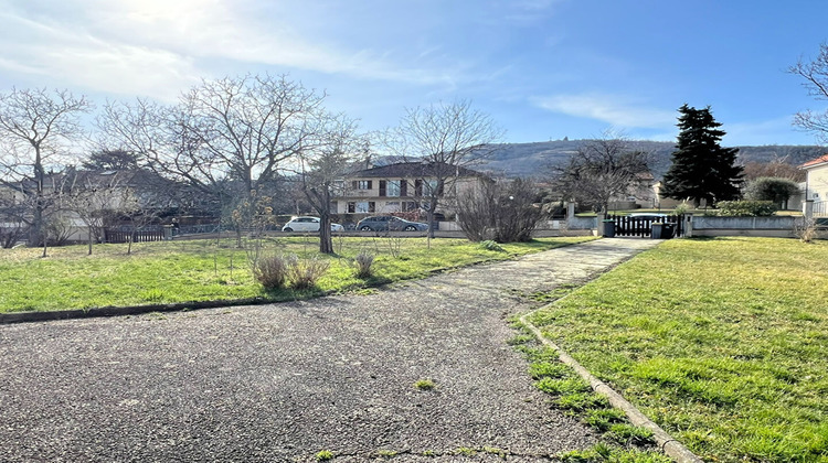 Ma-Cabane - Vente Maison PERIGNAT-LES-SARLIEVE, 216 m²