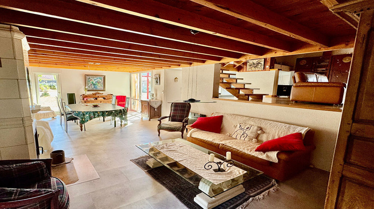 Ma-Cabane - Vente Maison PERIGNAT-SUR-ALLIER, 190 m²