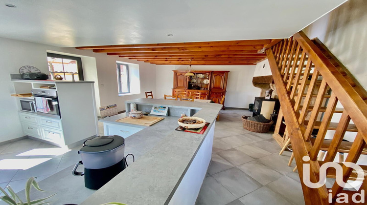 Ma-Cabane - Vente Maison Périgneux, 139 m²