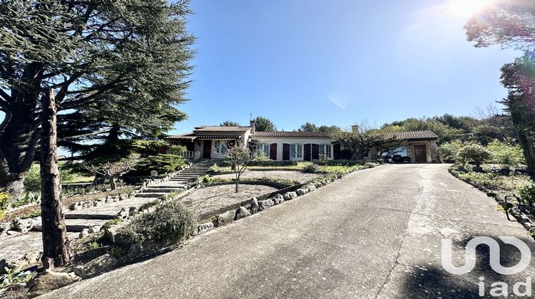 Ma-Cabane - Vente Maison Pernes-les-Fontaines, 190 m²