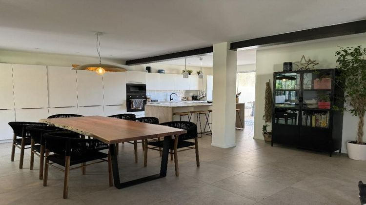 Ma-Cabane - Vente Maison PERNES LES FONTAINES, 218 m²