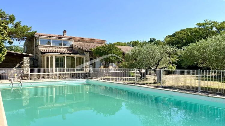 Ma-Cabane - Vente Maison Pernes-les-Fontaines, 220 m²