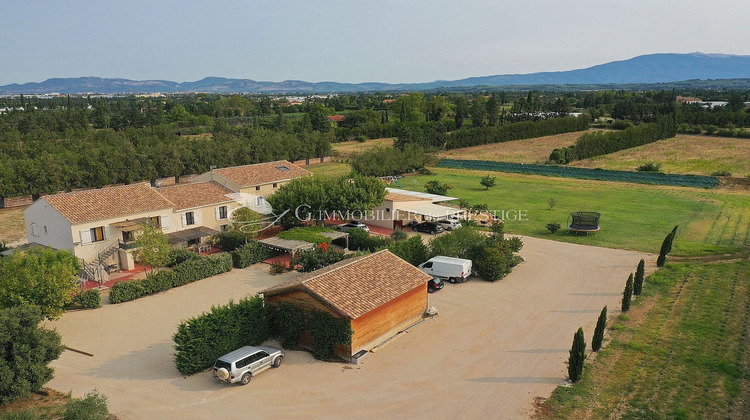 Ma-Cabane - Vente Maison Pernes-les-Fontaines, 700 m²