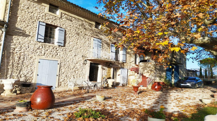 Ma-Cabane - Vente Maison PERNES LES FONTAINES, 260 m²