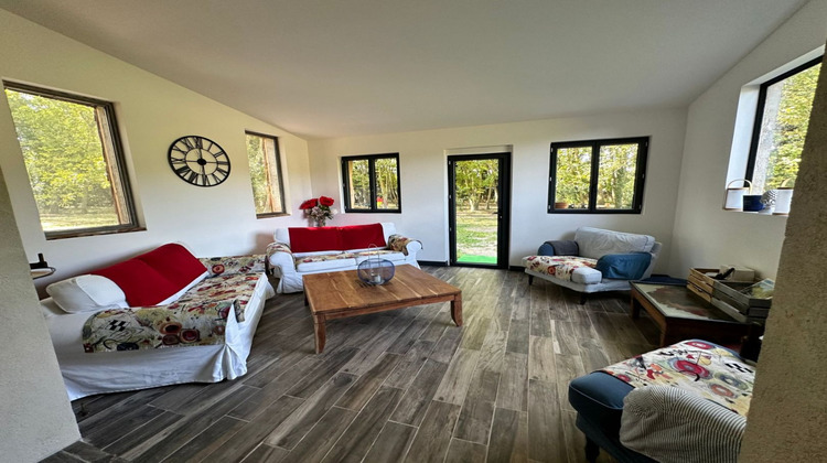 Ma-Cabane - Vente Maison PERNES-LES-FONTAINES, 470 m²