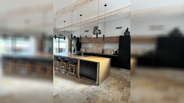 Ma-Cabane - Vente Maison Pernes-les-Fontaines, 700 m²