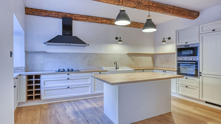 Ma-Cabane - Vente Maison PERNES-LES-FONTAINES, 220 m²