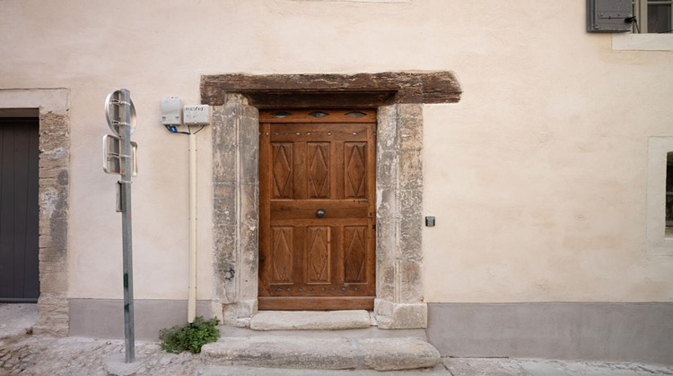Ma-Cabane - Vente Maison PERNES LES FONTAINES, 203 m²
