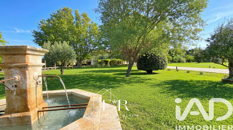 Ma-Cabane - Vente Maison Pernes-les-Fontaines, 303 m²