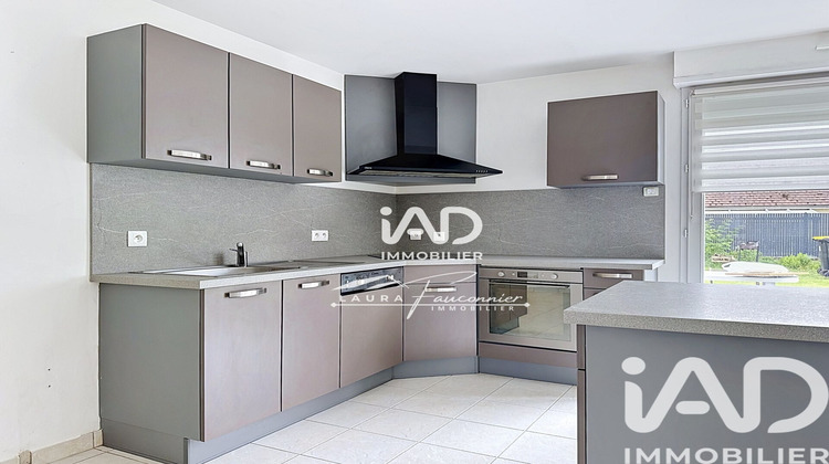 Ma-Cabane - Vente Maison Péroy-les-Gombries, 82 m²