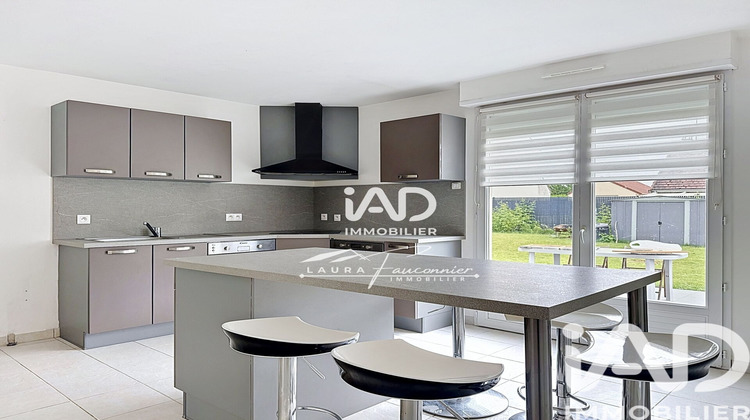 Ma-Cabane - Vente Maison Péroy-les-Gombries, 82 m²