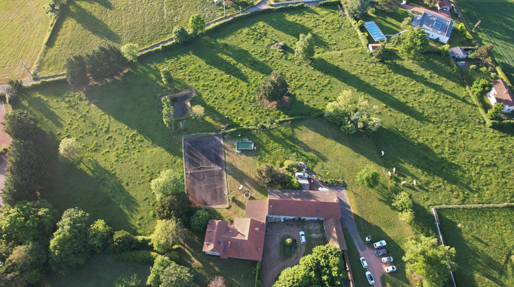 Ma-Cabane - Vente Maison Perreux, 450 m²