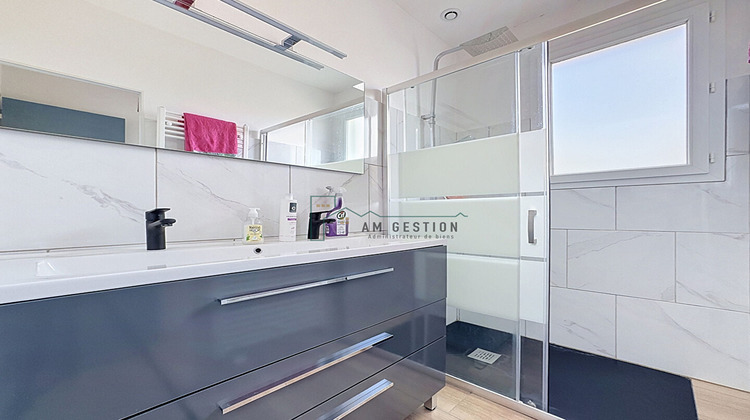Ma-Cabane - Vente Maison PEYRAT-DE-BELLAC, 82 m²