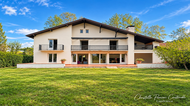 Ma-Cabane - Vente Maison PEYREHORADE, 341 m²