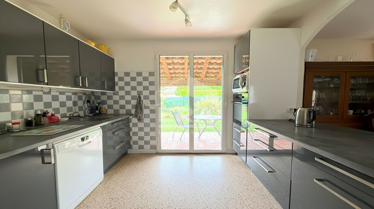 Ma-Cabane - Vente Maison PEYROLLES-EN-PROVENCE, 98 m²