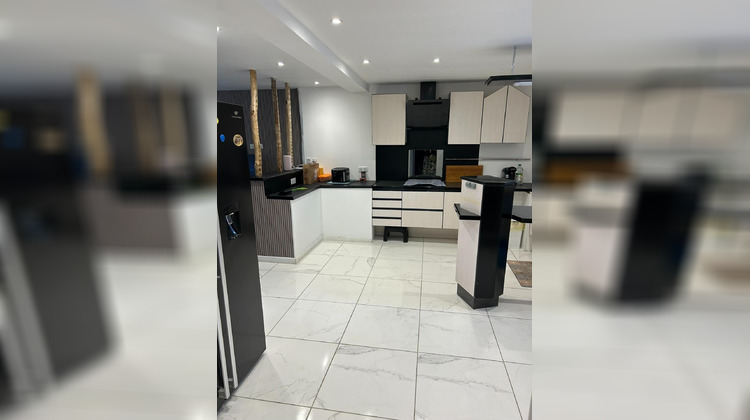 Ma-Cabane - Vente Maison Peyrouse, 235 m²