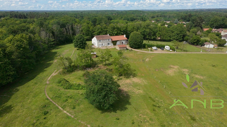 Ma-Cabane - Vente Maison Piégut-Pluviers, 260 m²
