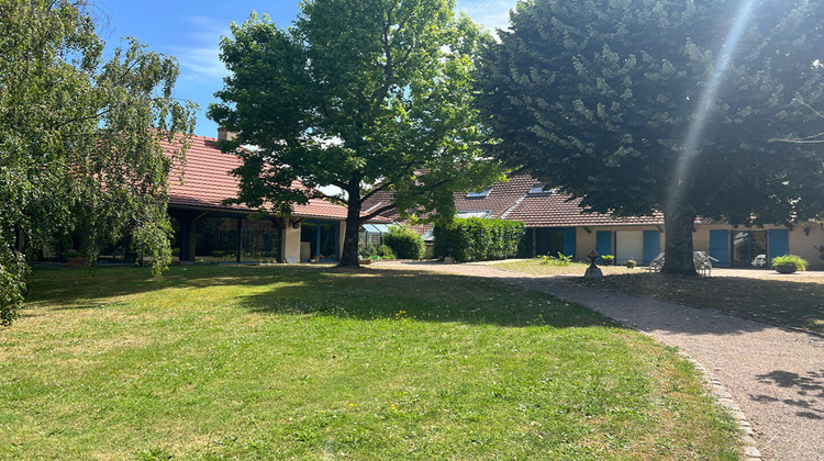 Ma-Cabane - Vente Maison PIERRE-DE-BRESSE, 350 m²
