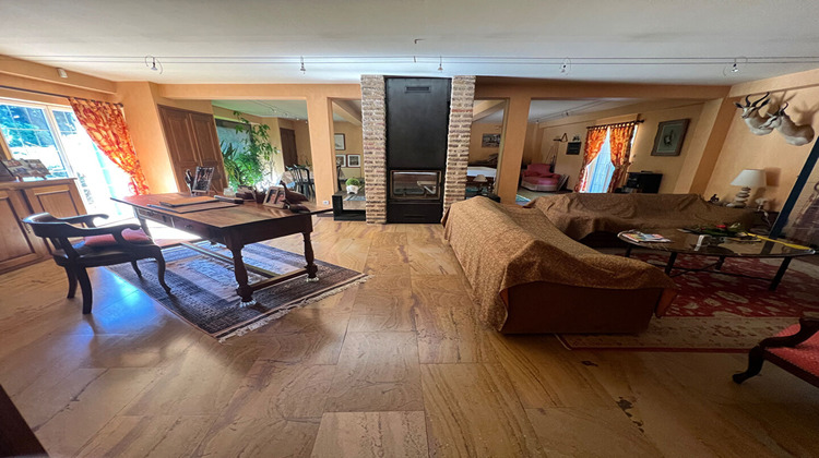 Ma-Cabane - Vente Maison PIERRE-DE-BRESSE, 350 m²