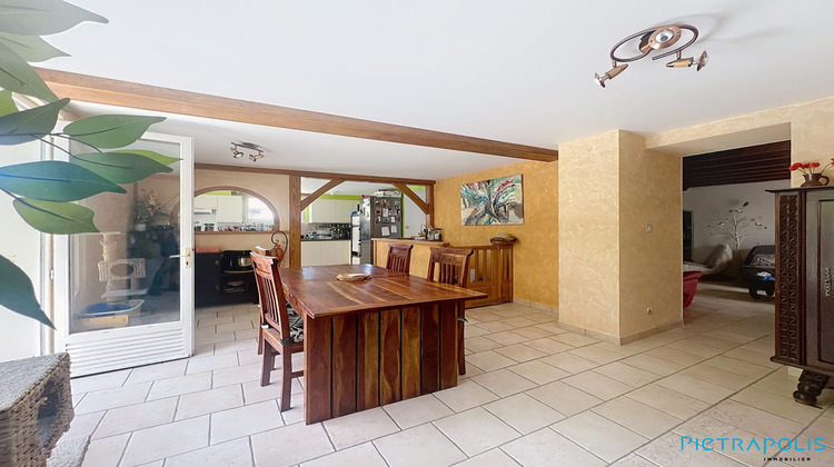 Ma-Cabane - Vente Maison Pierreclos, 185 m²