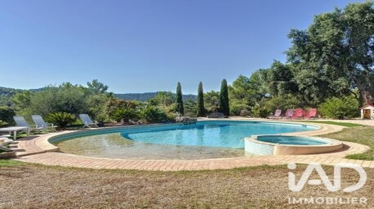 Ma-Cabane - Vente Maison Pierrefeu-du-Var, 215 m²