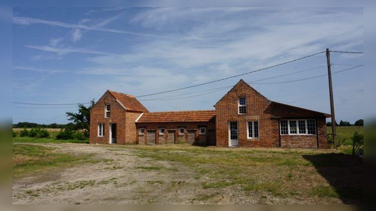 Ma-Cabane - Vente Maison Pierrefitte-sur-Sauldre, 817 m²