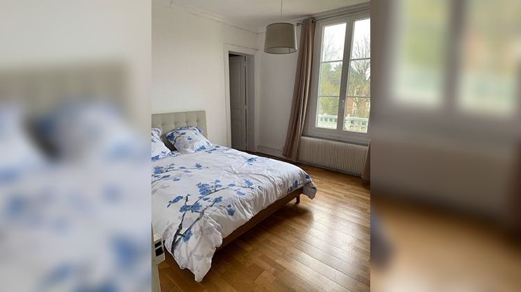 Ma-Cabane - Vente Maison PIERREFONDS, 220 m²