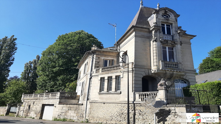 Ma-Cabane - Vente Maison Pierrefonds, 280 m²