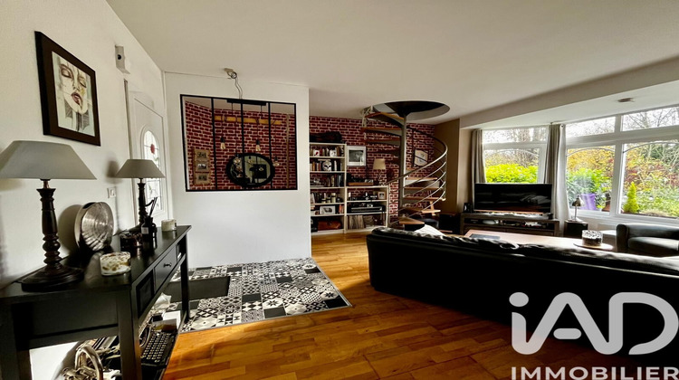 Ma-Cabane - Vente Maison Pierrefonds, 119 m²