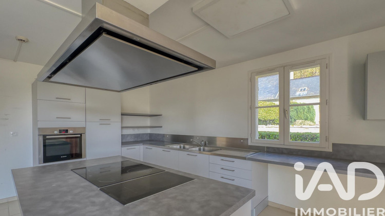 Ma-Cabane - Vente Maison Pierrefonds, 319 m²