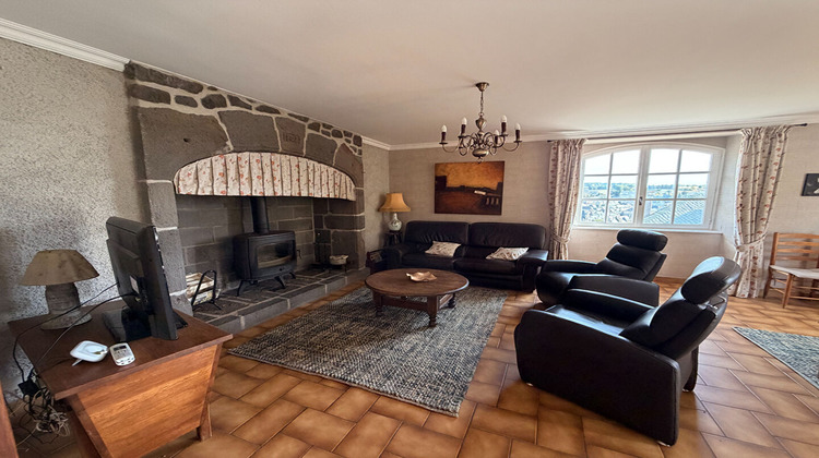 Ma-Cabane - Vente Maison PIERREFORT, 179 m²