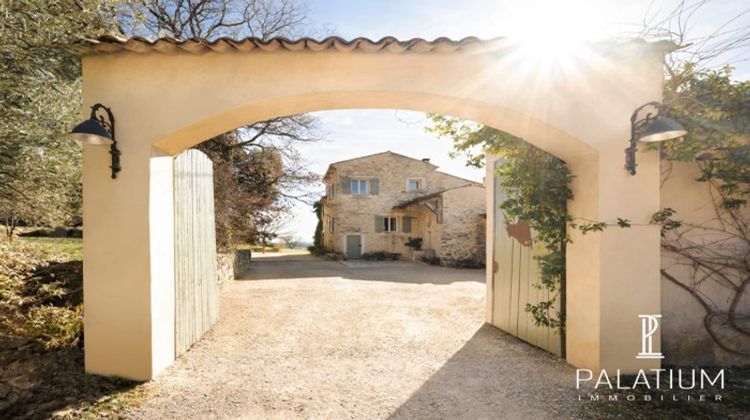 Ma-Cabane - Vente Maison Pierrevert, 367 m²