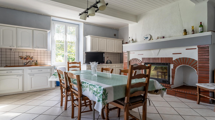 Ma-Cabane - Vente Maison Pinel-Hauterive, 214 m²