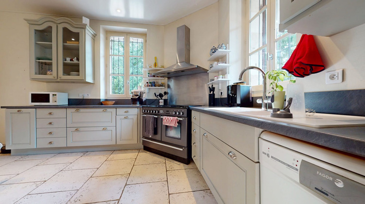 Ma-Cabane - Vente Maison Pineuilh, 350 m²