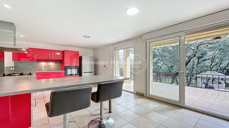 Ma-Cabane - Vente Maison PIOLENC, 200 m²