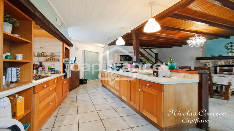 Ma-Cabane - Vente Maison PIOUSSAY, 206 m²