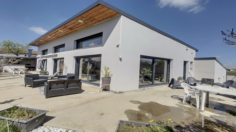 Ma-Cabane - Vente Maison Plats, 179 m²