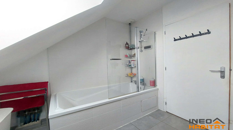 Ma-Cabane - Vente Maison PLEUGUENEUC, 84 m²