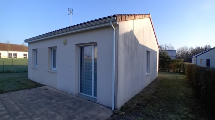 Ma-Cabane - Vente Maison PLEUMARTIN, 71 m²