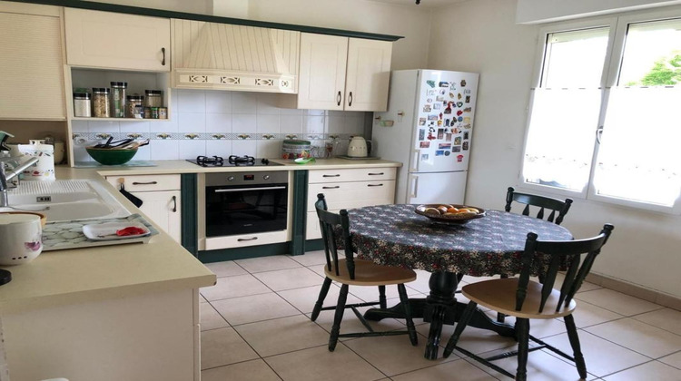 Ma-Cabane - Vente Maison PLEUMARTIN, 322 m²