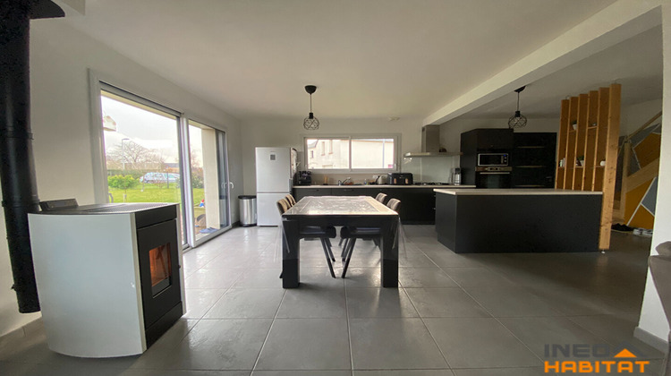 Ma-Cabane - Vente Maison PLEUMELEUC, 95 m²