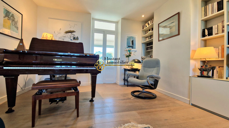 Ma-Cabane - Vente Maison PLOUGASNOU, 217 m²