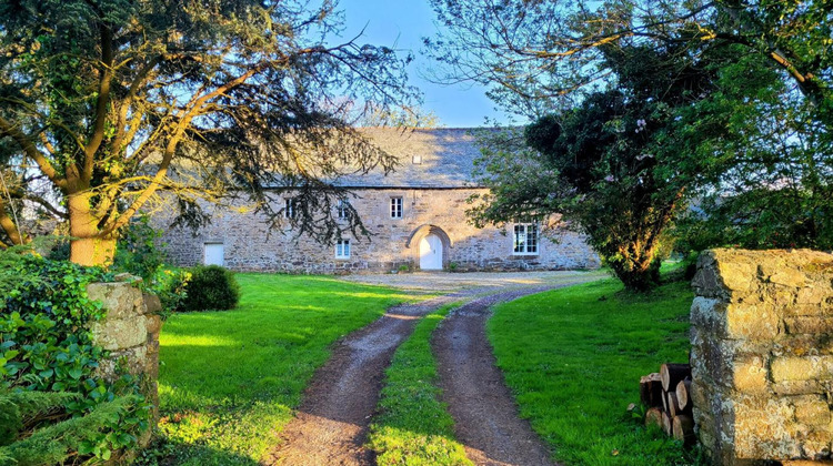 Ma-Cabane - Vente Maison PLOUGASNOU, 270 m²