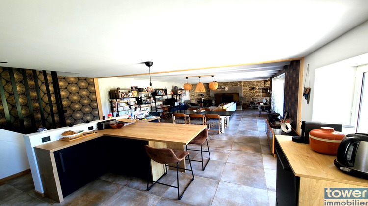 Ma-Cabane - Vente Maison Plougoulm, 330 m²