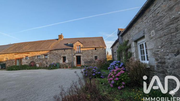 Ma-Cabane - Vente Maison Plouguenast, 350 m²