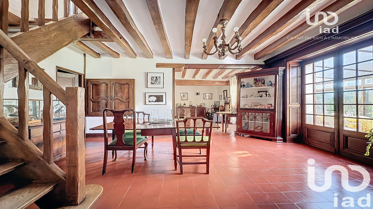 Ma-Cabane - Vente Maison Poigny-la-Forêt, 243 m²